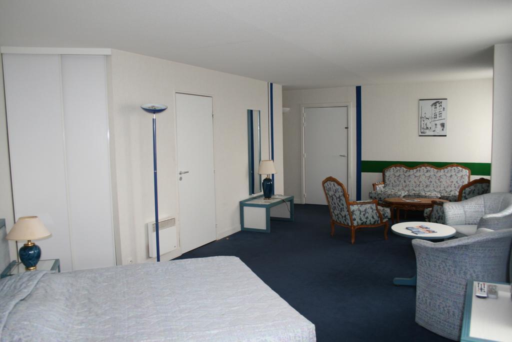 Hotel De La Tour Dampierre-sur-Salon Zewnętrze zdjęcie